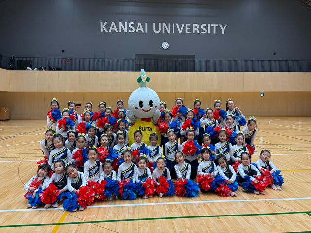 関西大学カイザーズクラブ チアダンスステージ